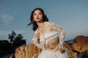 Cómo elegir joyería a juego y darle sentido a cada conjunto